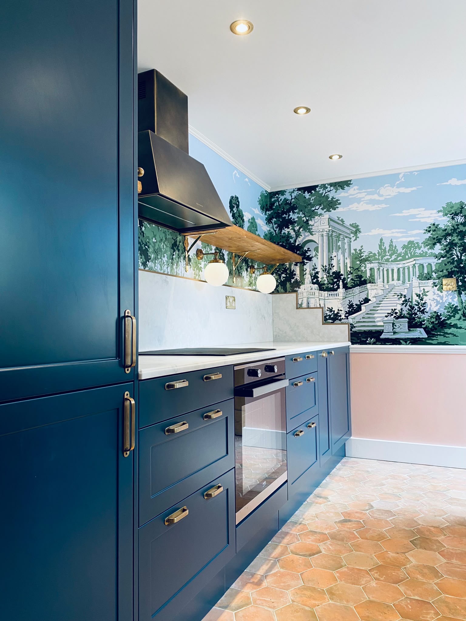 Kitchen botanical range