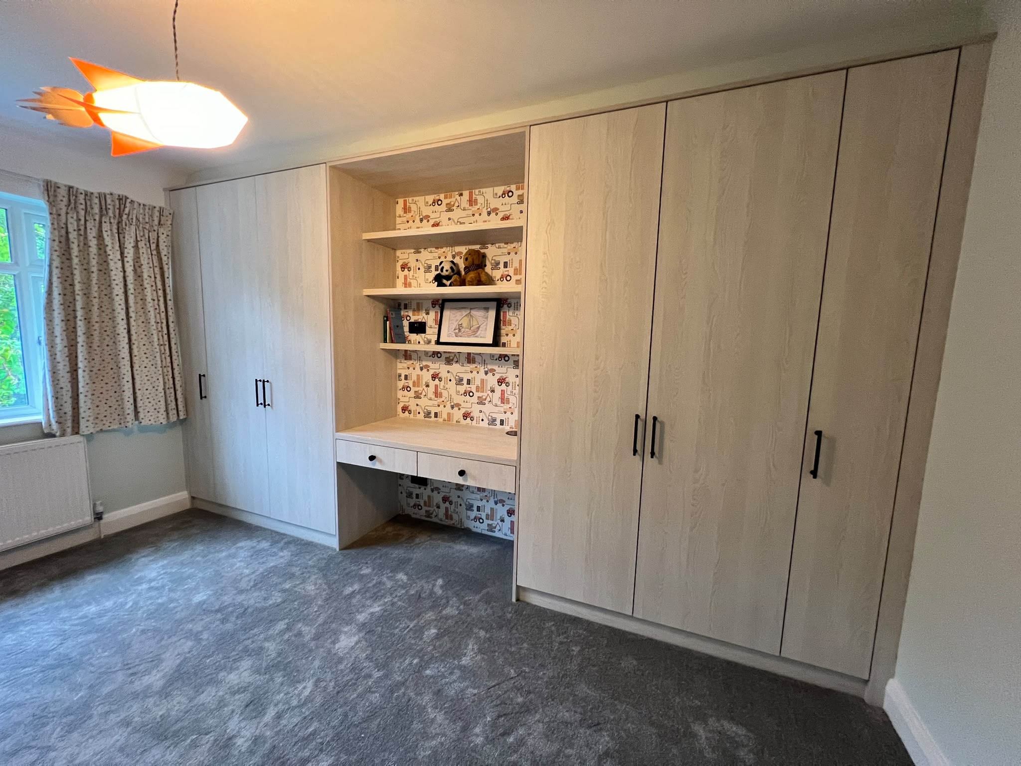 Kitchen navy lacanche parquet