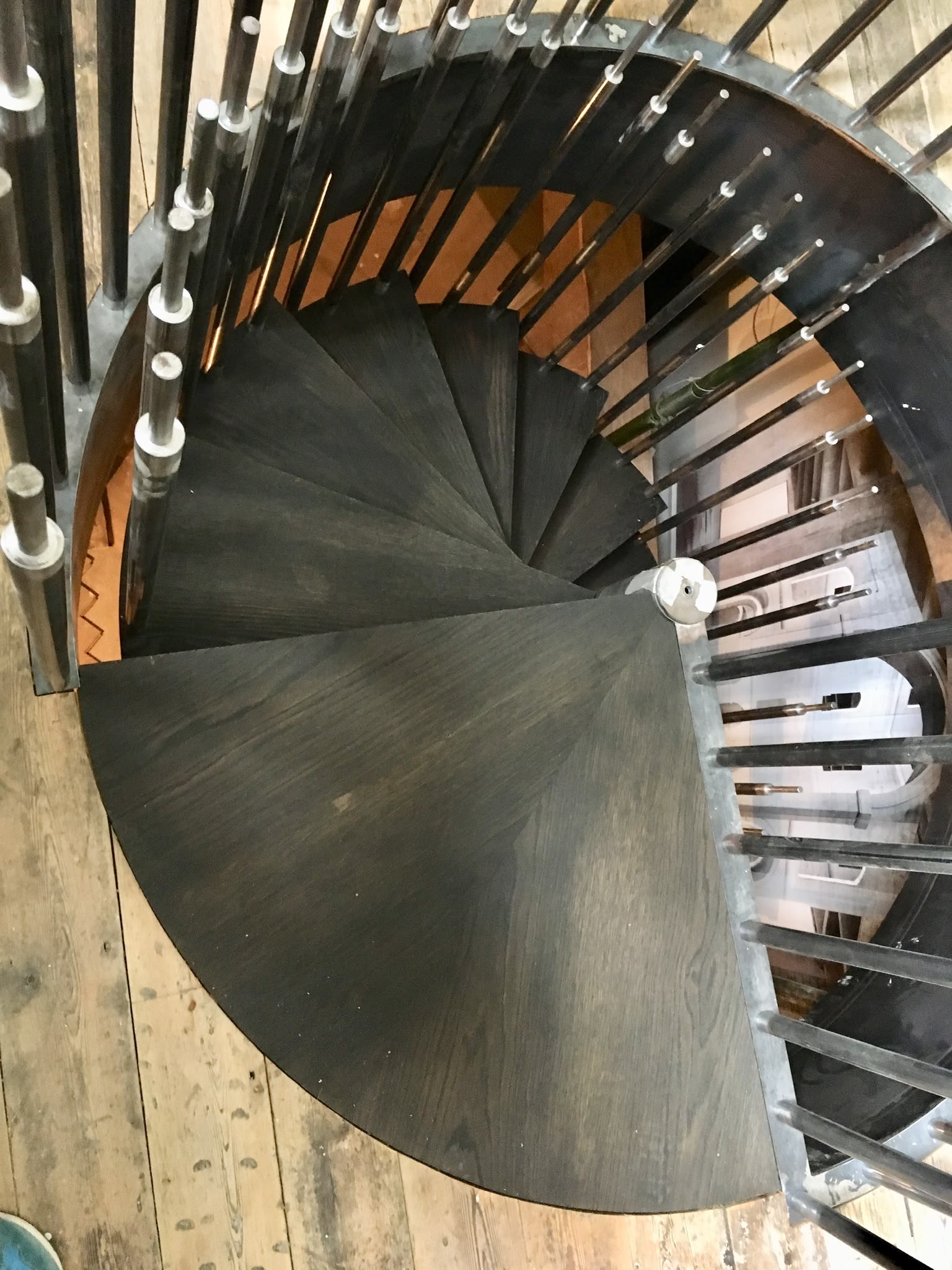 Staircase spiral overhead
